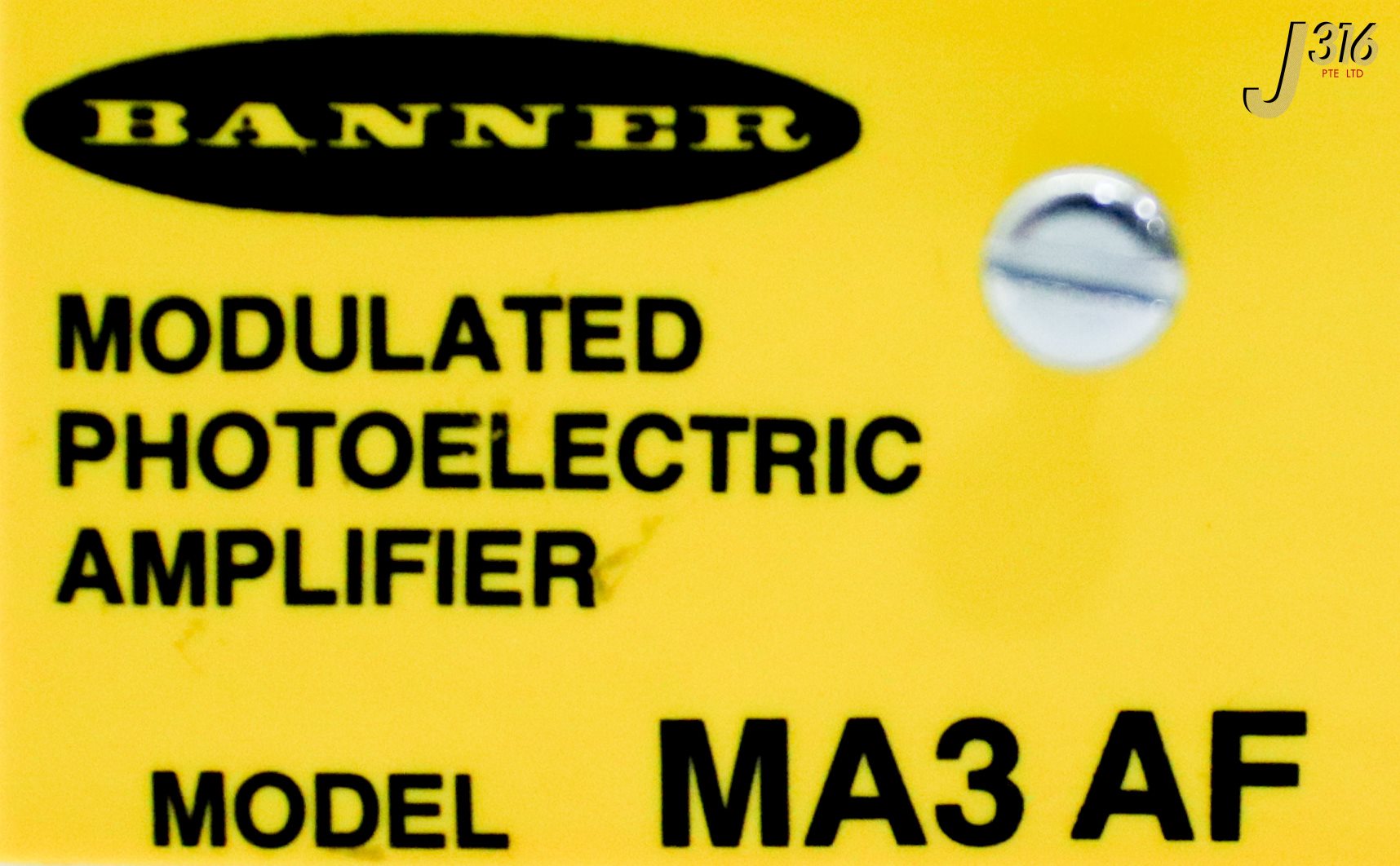 35438 BANNER MODULATED PHOTOELECTIC AMPLIFIER, P/N: 33168 (NEW